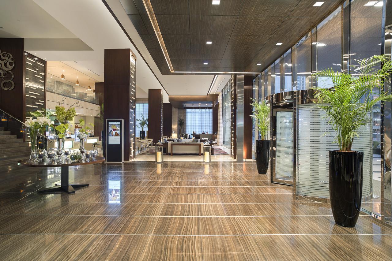 Hotel Rosh Rayhaan By Rotana Riad Exterior foto The lobby of the hotel